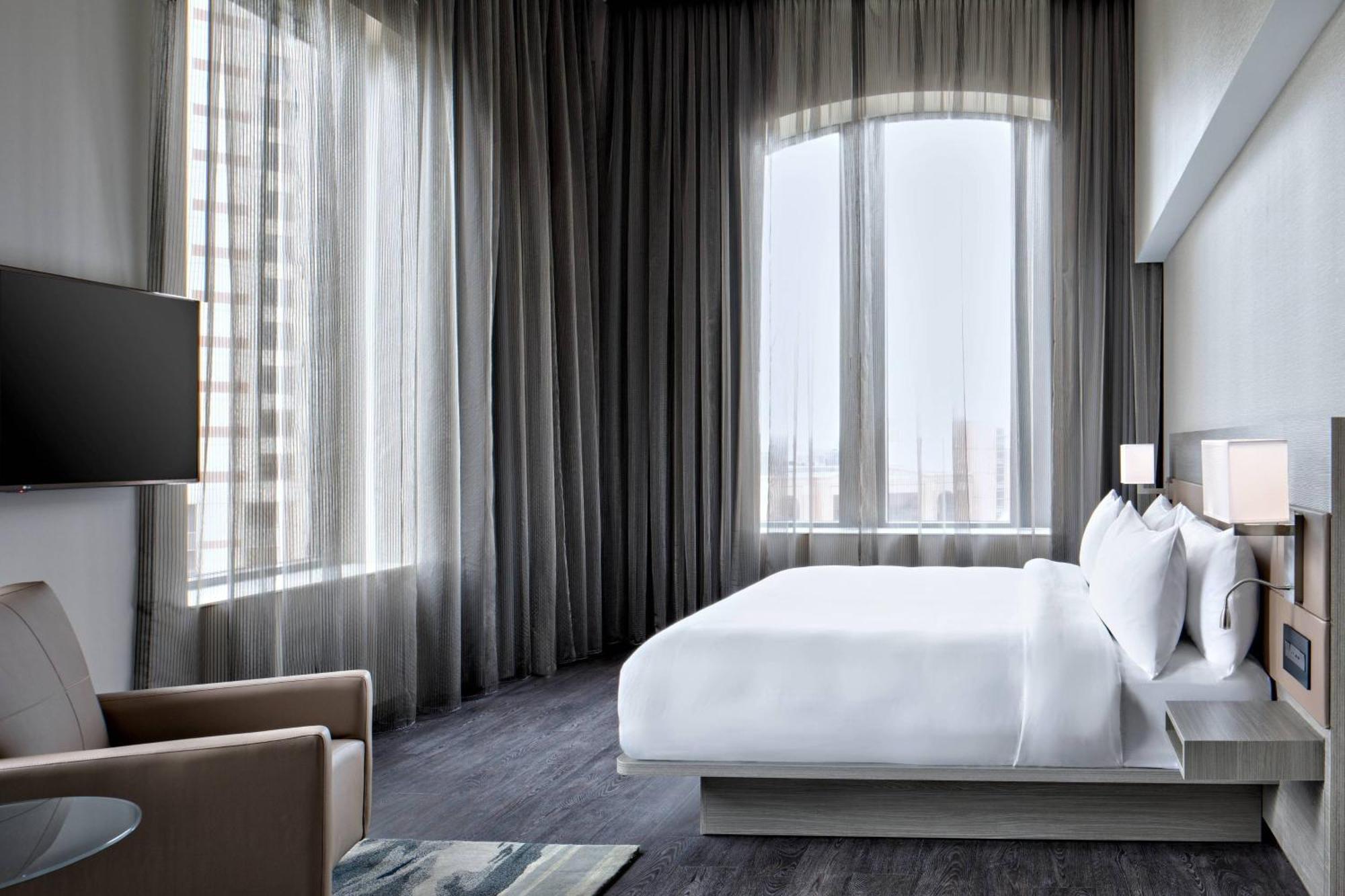 Ac Hotel By Marriott Grand Rapids Downtown Exterior photo