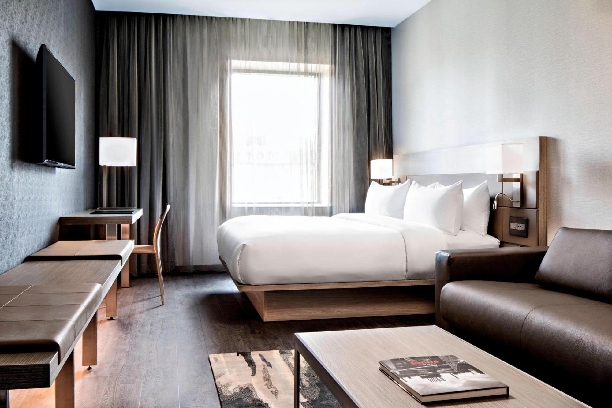 Ac Hotel By Marriott Grand Rapids Downtown Exterior photo